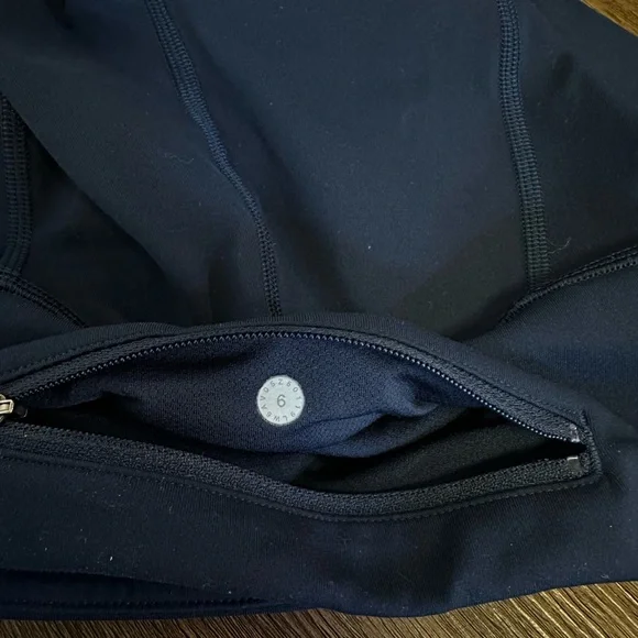 Lululemon leggings navy - Picture 3 of 3